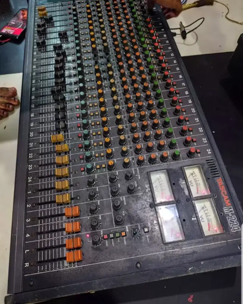 Mixer Tascam m224 japan ada minus