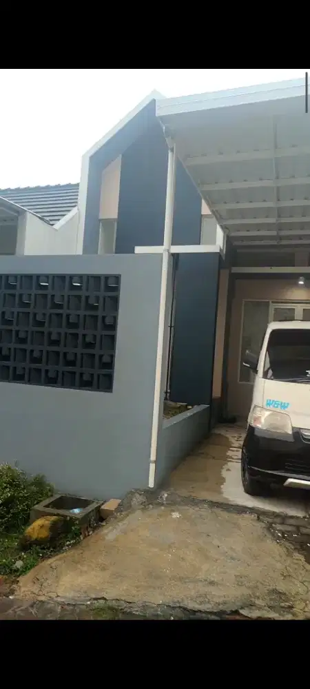 Cat renov rumah malang