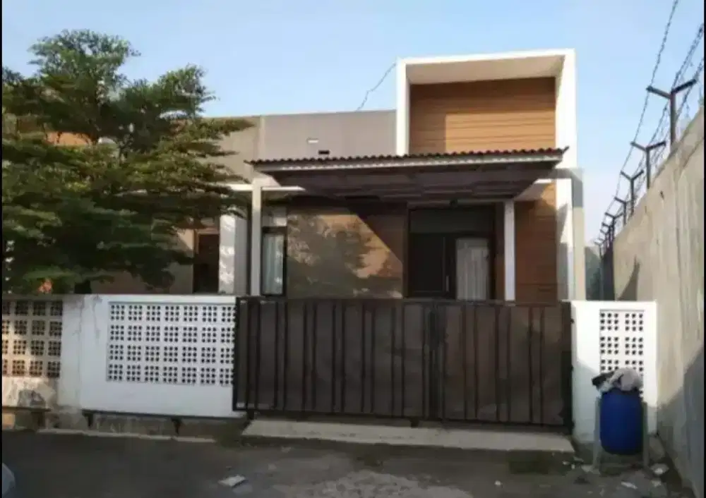 DISEWAKAN RUMAH TINGGAL DI KOMPLEK PESONA CIWASTRA VILLAGE BANDUNG