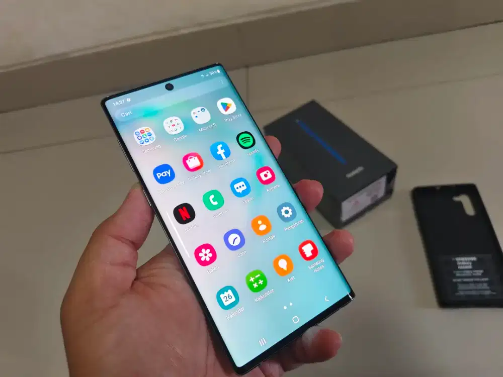Hari gini layar gak lengkung? Note 10 Jawabanya