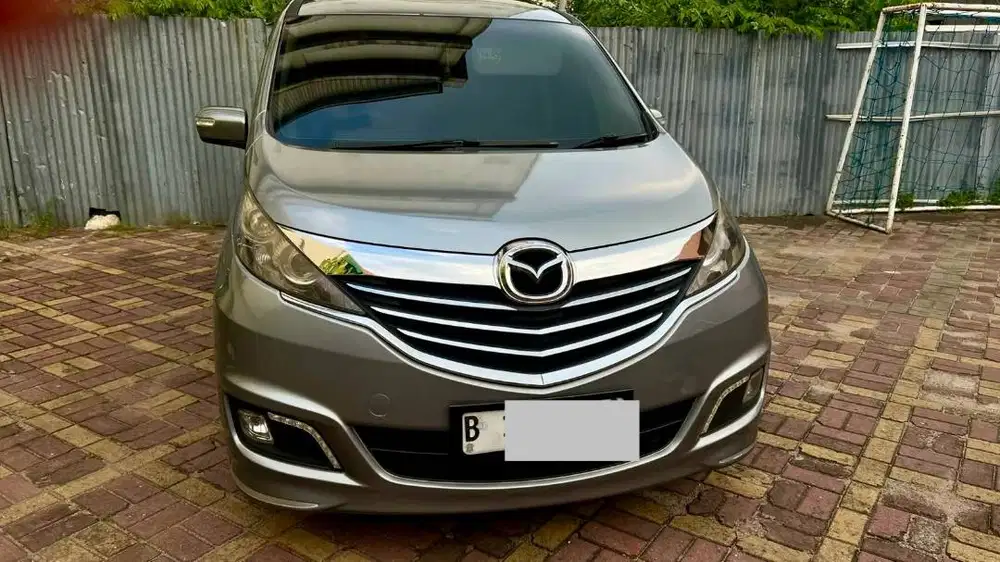 Mazda Biante 2017 Silver AT