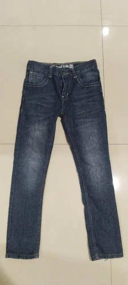 Celana jeans panjang anak laki-laki