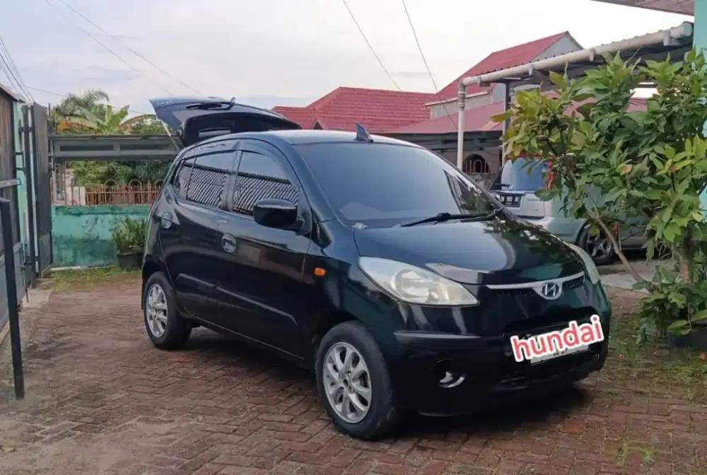 Dijual Hyundai i10