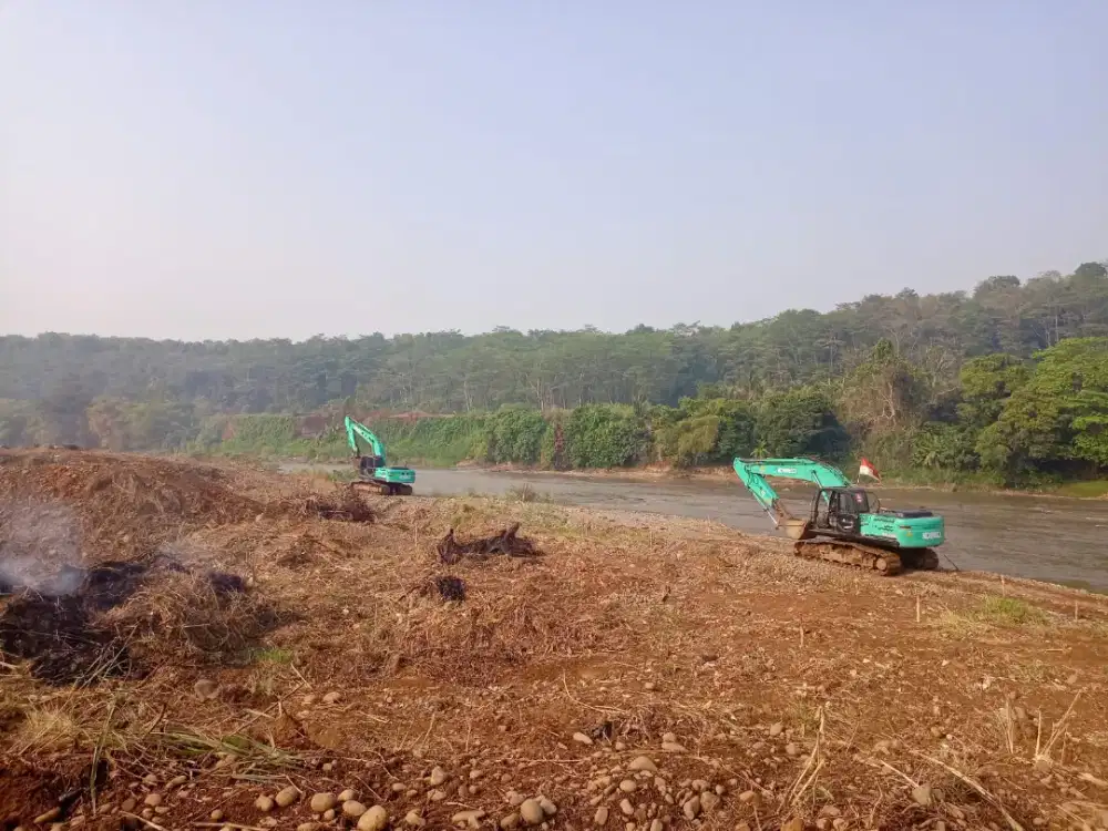 Land clearing hotmix aspal bongkar bangunan ruko