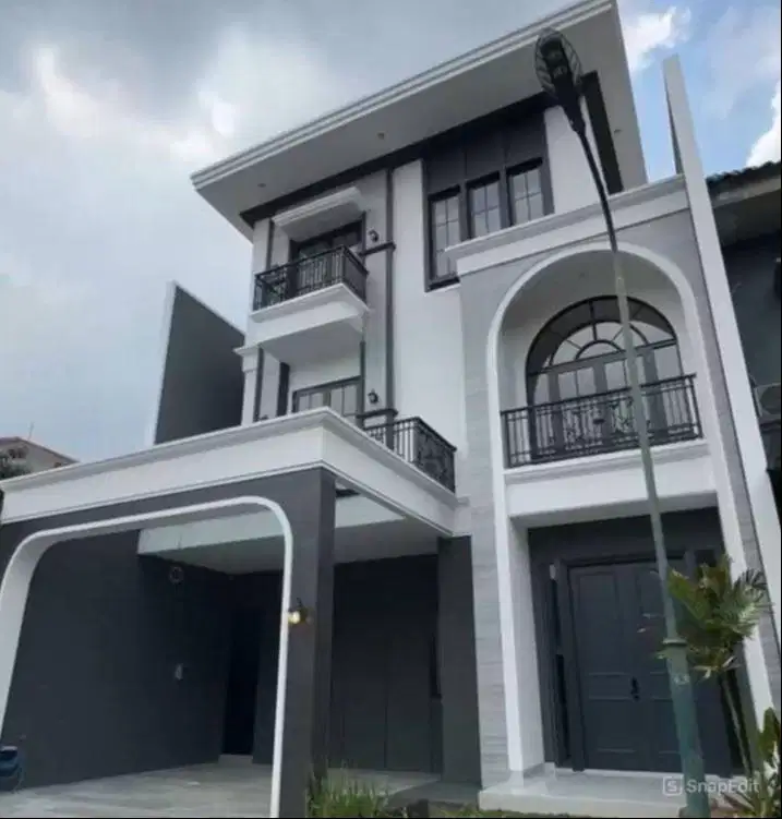 DIJUAL RUMAH AMERICAN STYLE BARU GRESS DI VILLA TAMAN TELAGA