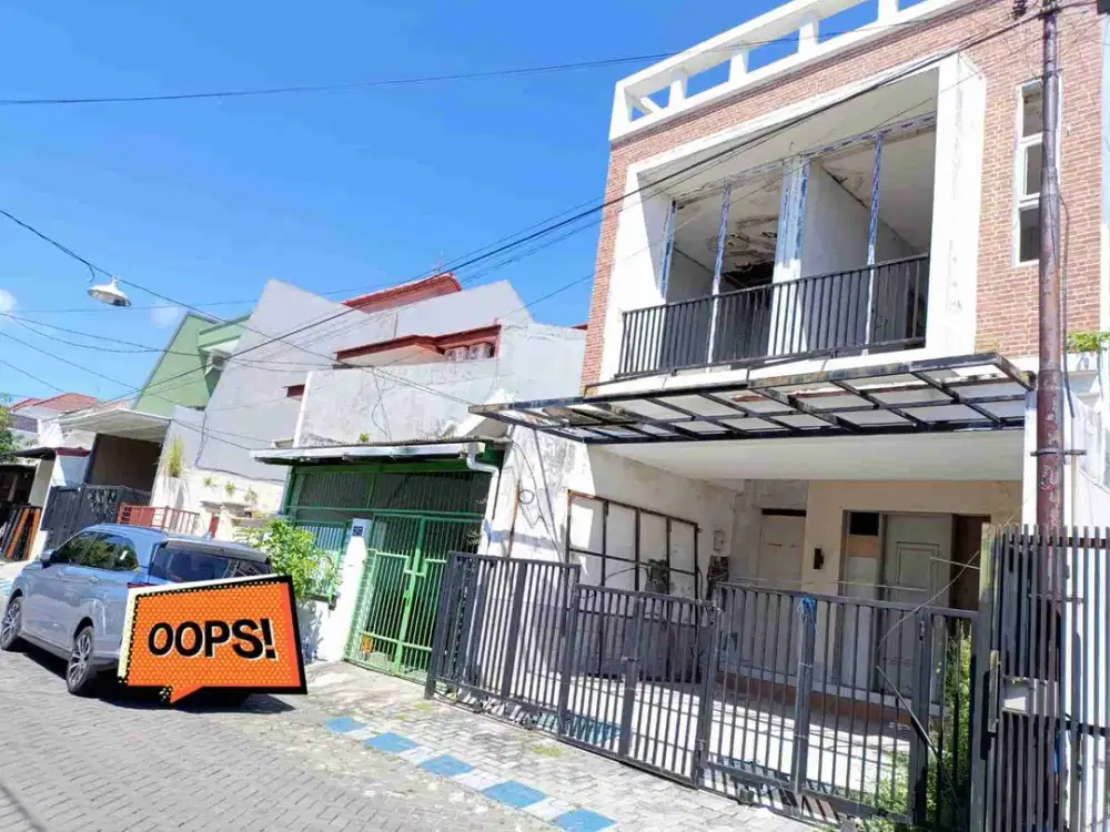 *Jual Rumah Minimalis 2,5 lantai Pondok Candra*