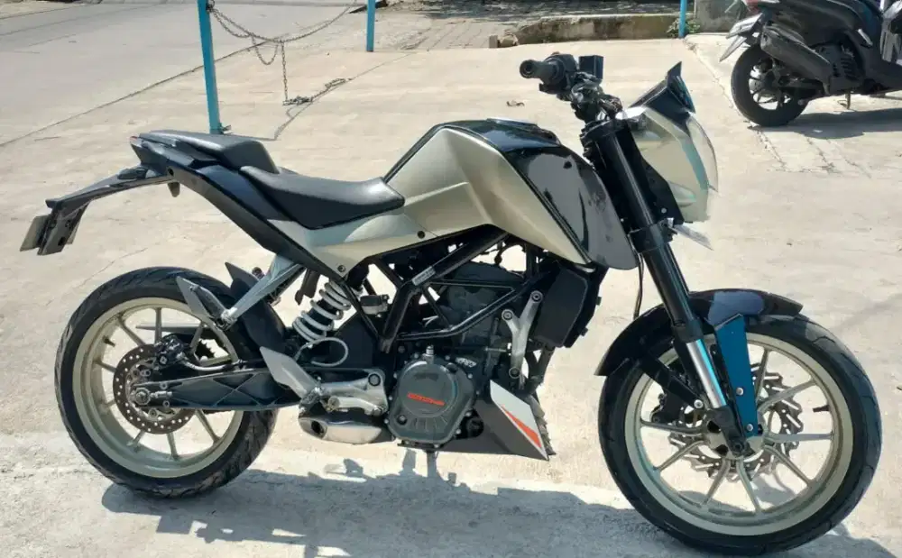 Ktm Duke 2017 joss