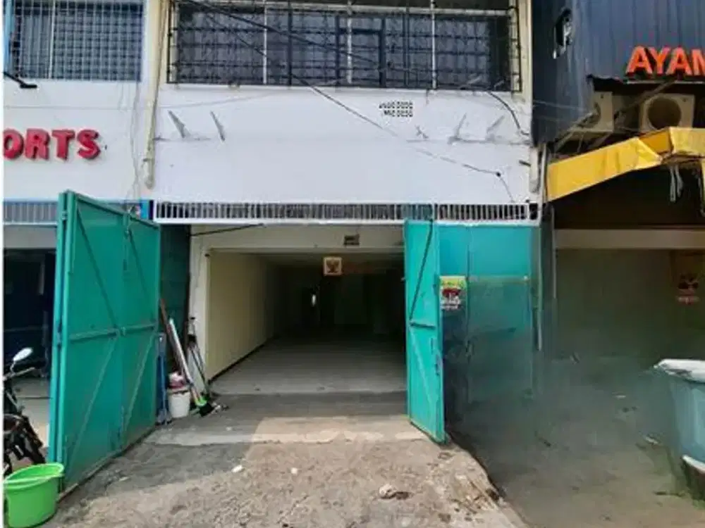 Ruko Siap Huni dan Siap Pakai, Lokasi Strategis Disewakan Ruko 2 1/2 lantai Di Interkota Duri Kosambi Cocok Untuk kantor Dan Usaha