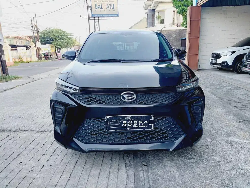 DAIHATSU XENIA X 2022 Manual Hitam