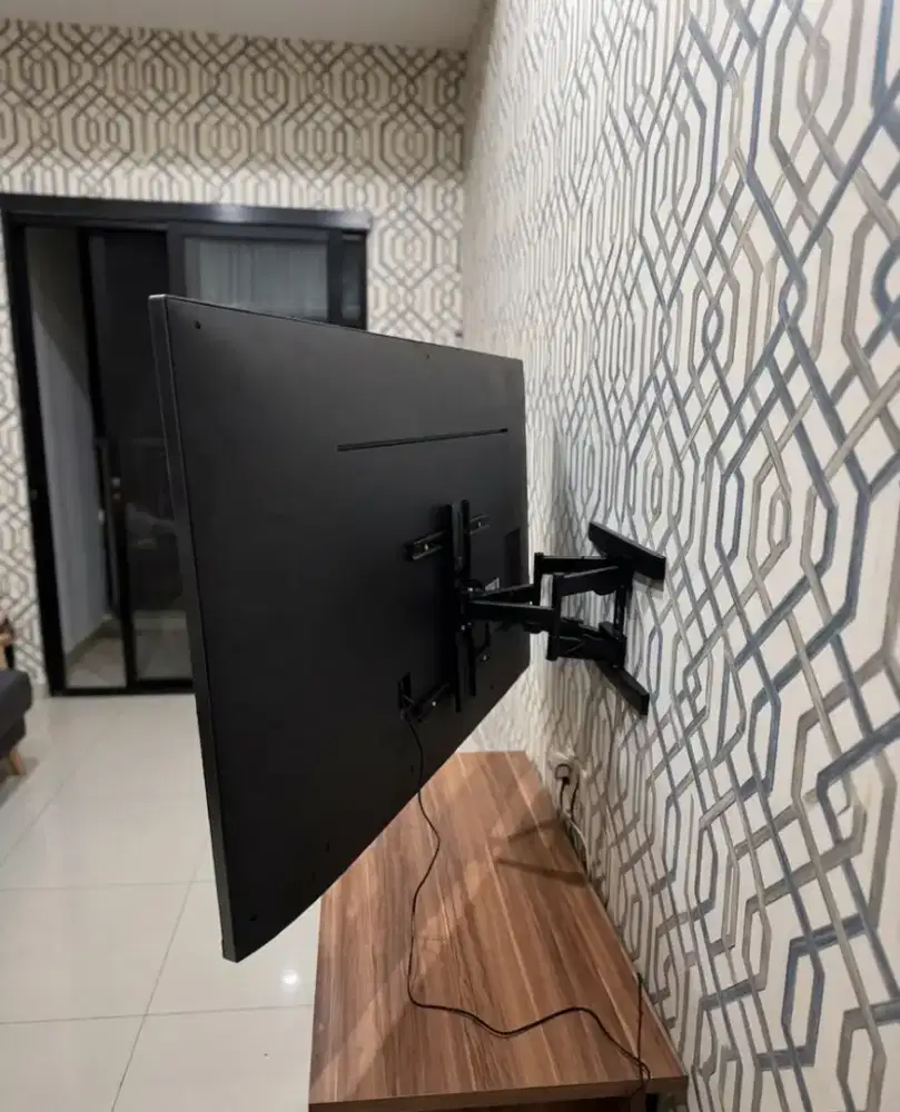 Jual bracket tv penyangga tv dan pasang