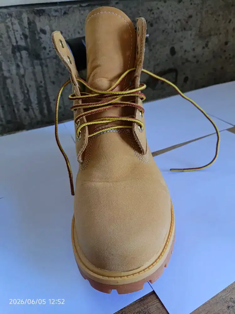 Timberland size 44