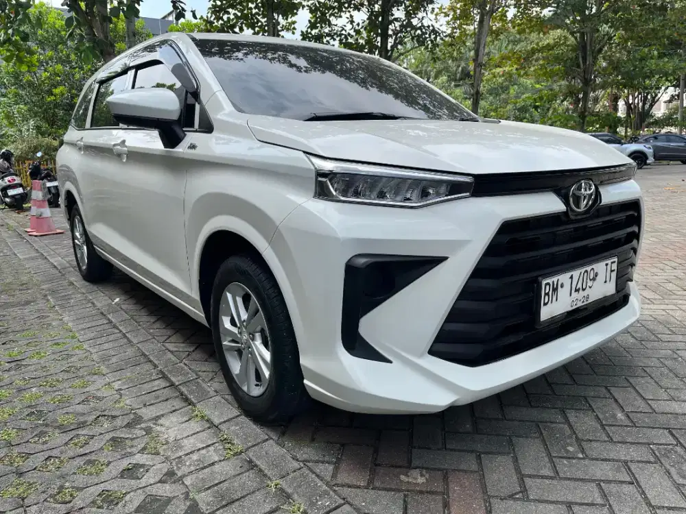 All New Avanza 1.3 E Matic 2023 KM 30 Ribuan