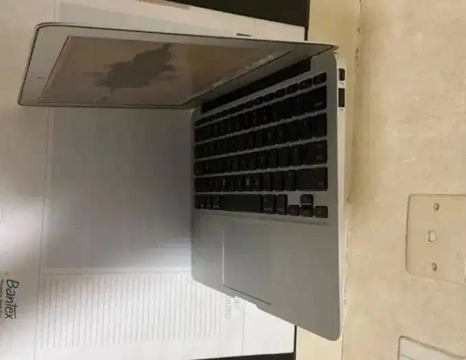 Macbook Air (11 Inch - Mid 2012) Intel Core i5