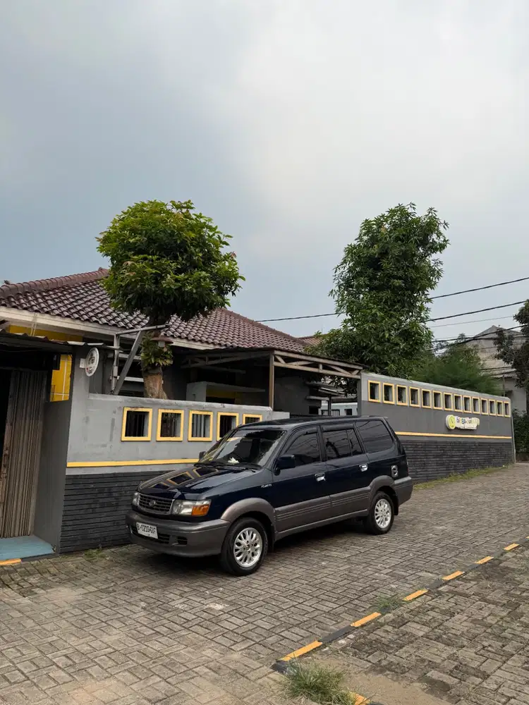 Kijang krista 1999 mt