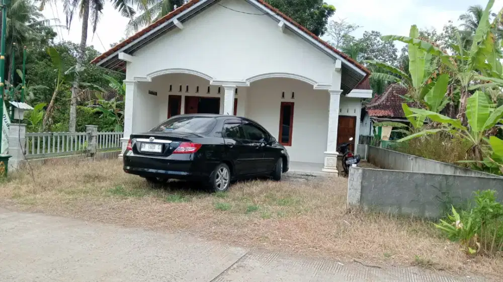 Di jual rumah siap huni di purwodadi