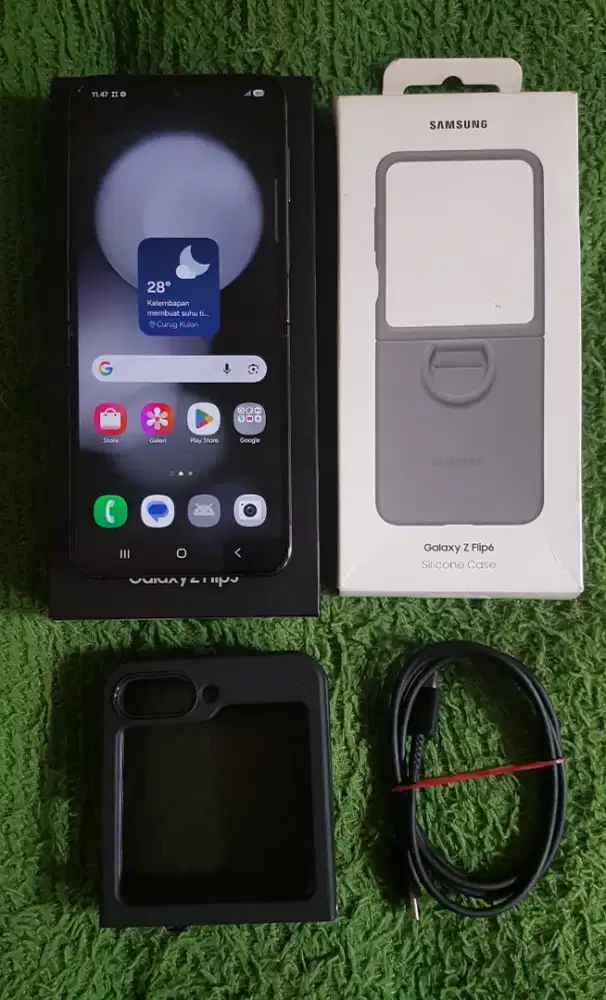 Samsung Z flip 5 8/512 SEIN