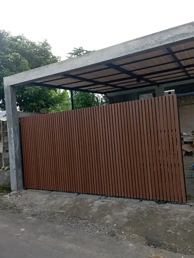 Pintu gerbang kombinasi WPC duma