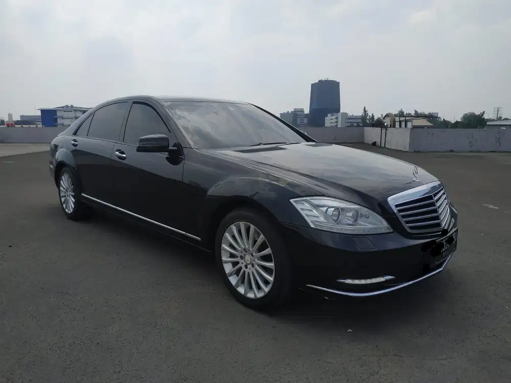 MERCEDES BENZ S300 2011 S300L