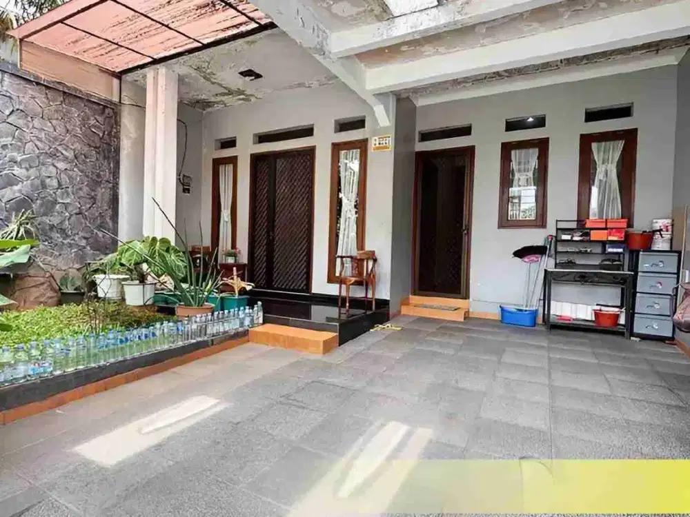 Dijual Rumah 2 Lantai Murah dikawasan Elite dan Strategis Billymoon Pondok Kelapa Jakarta Timur. Lingkungan Asri dan Nyaman, Dekat Dengan Tol Becak Kayu