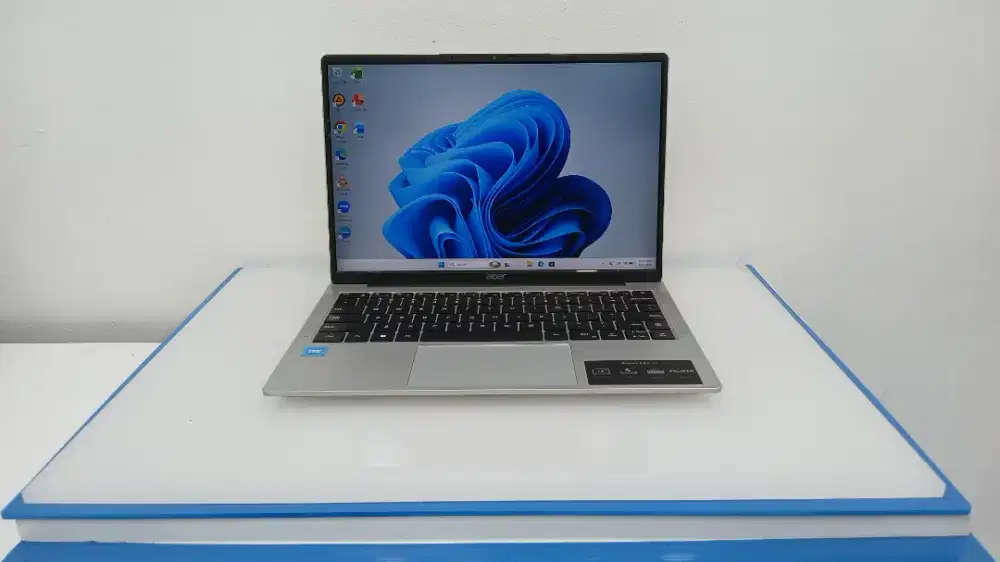 ACER LITE 14 INTEL N100 RAM 8GB SSD 256GB