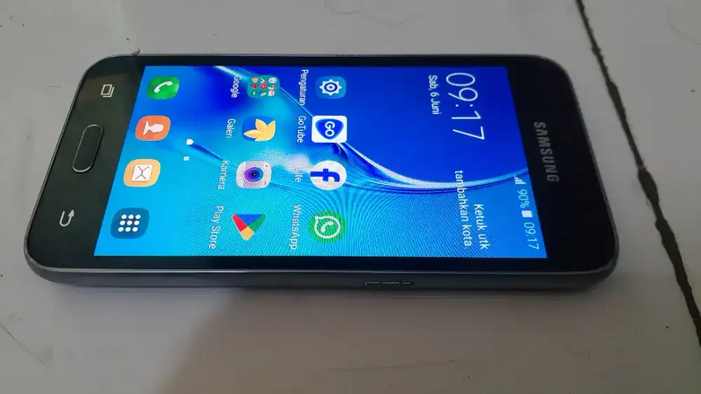 Samsung J1 2016 4G 1/8 layar 4.5 inchi amoled