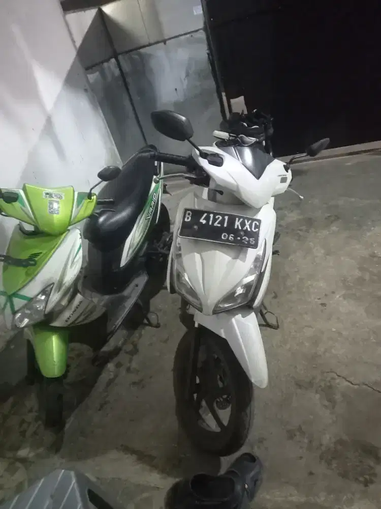 B.U. VARIO 2017 BPKB+STNK+Pajak On