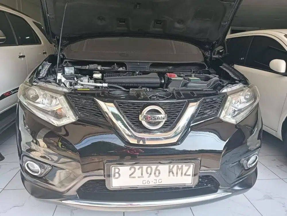 Nissan Xtrail 2.5 at DP 5jt pajak panjang th 2015