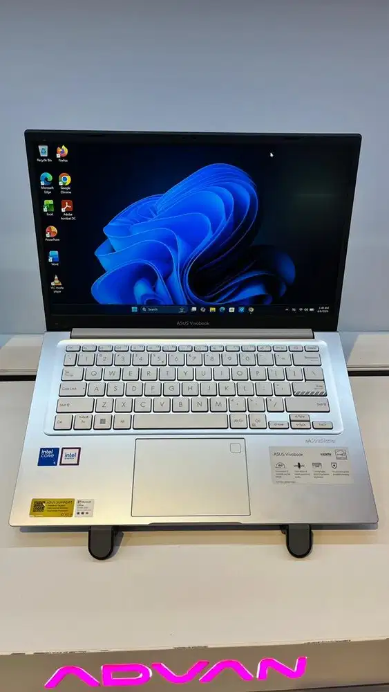 LIKE NEW ASUS A1404VAP