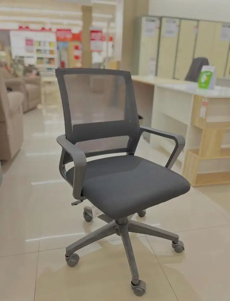 Kursi kantor by selma