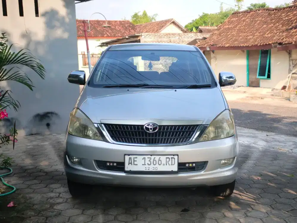 Innova G Bensin Manual euro 2