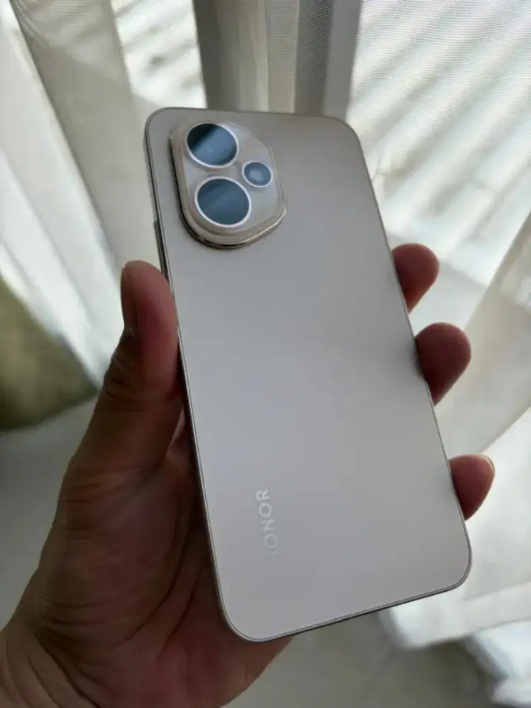 Honor 400 5G 12/512 like new