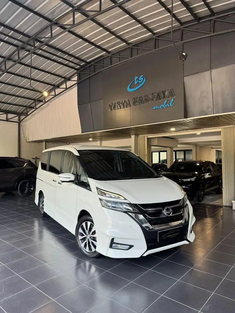 [KM68rb] Nissan Serena Highway Star 2019 Facelift HWS 2020/2018 | Voxy
