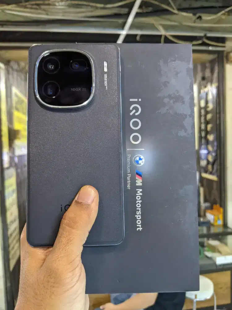 iqoo 12 ram 16/512 gb