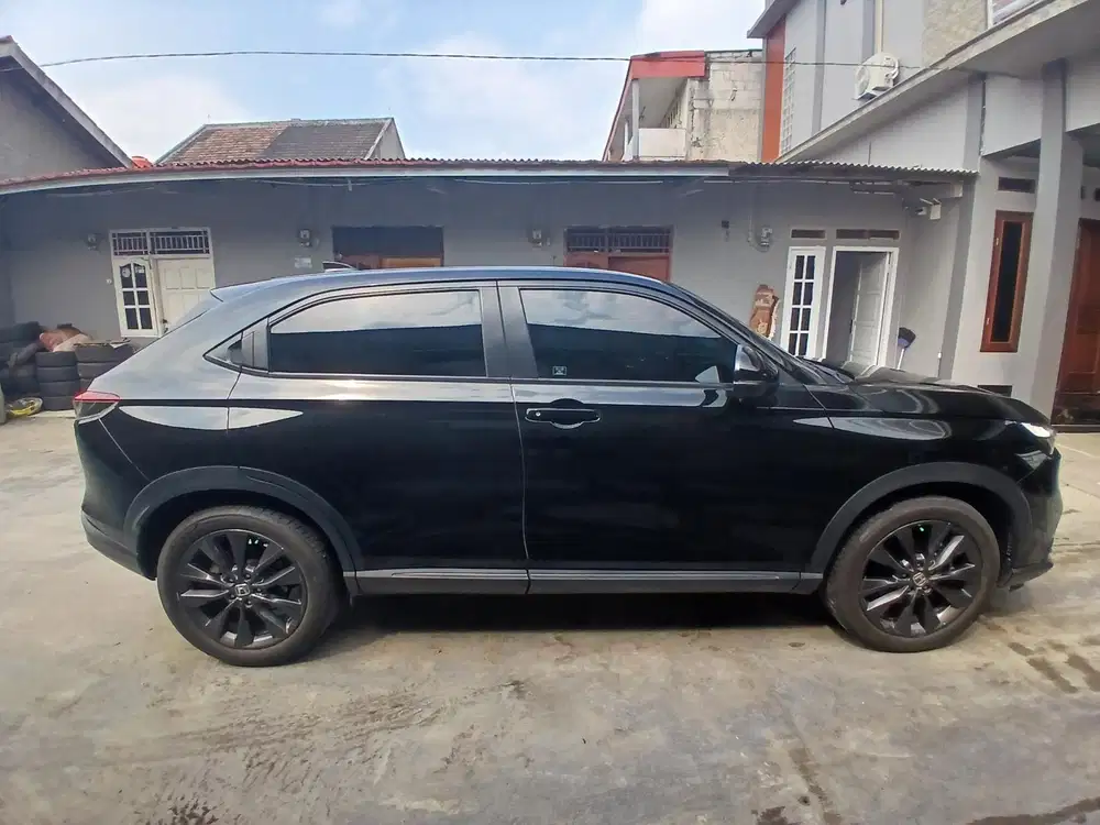 Honda HR-V 2023 Bensin
