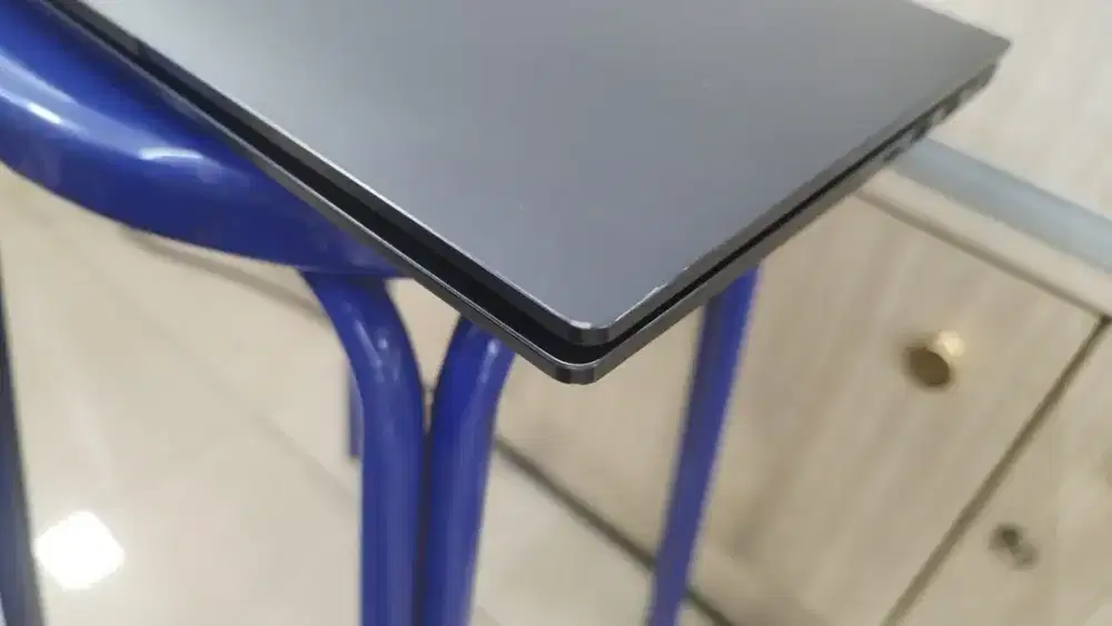 Laptop axiio ryzen 5 35000