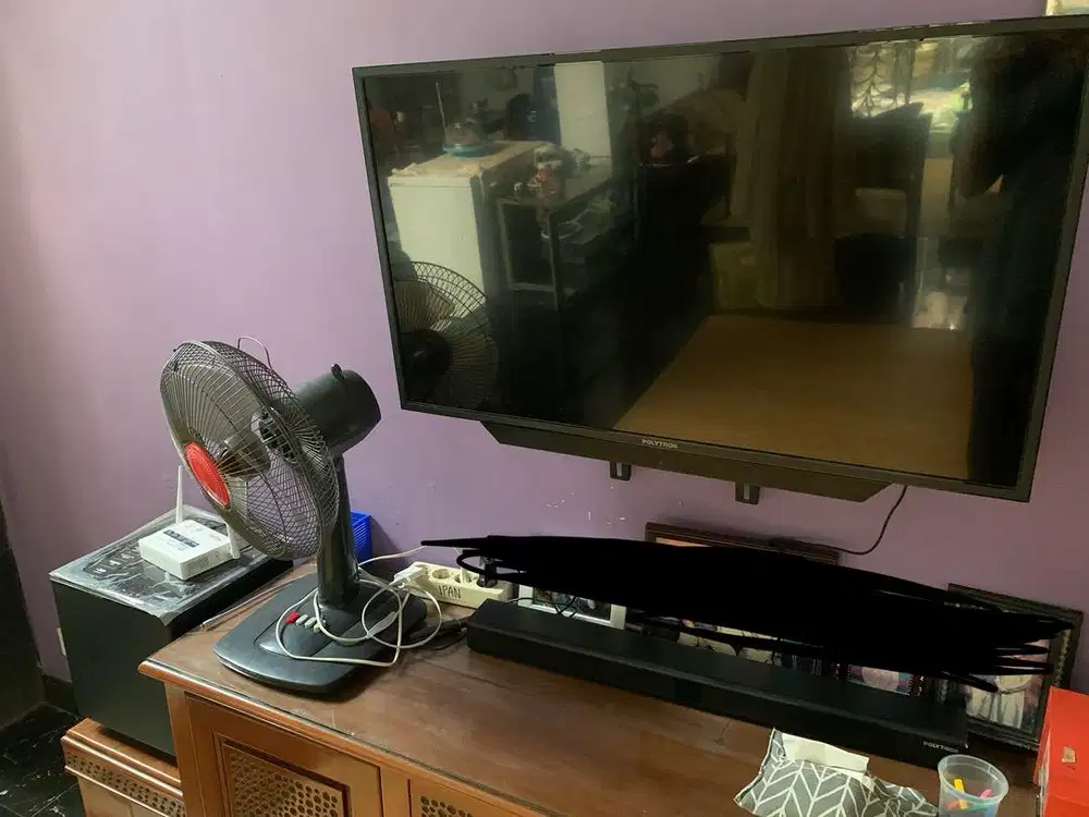 Dijual tv Polytron 42 inch Display tidak tampil, suara ada