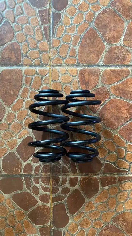 per belakang bmw E46 ORI ada kode part