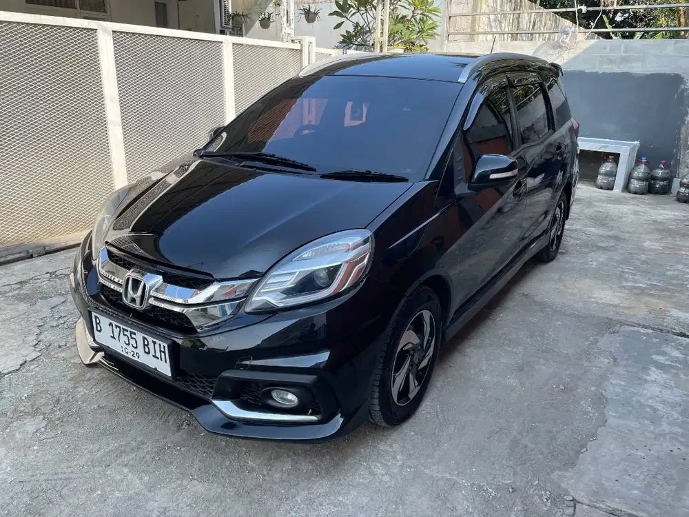 CASH - HONDA MOBILIO RS AT 2014