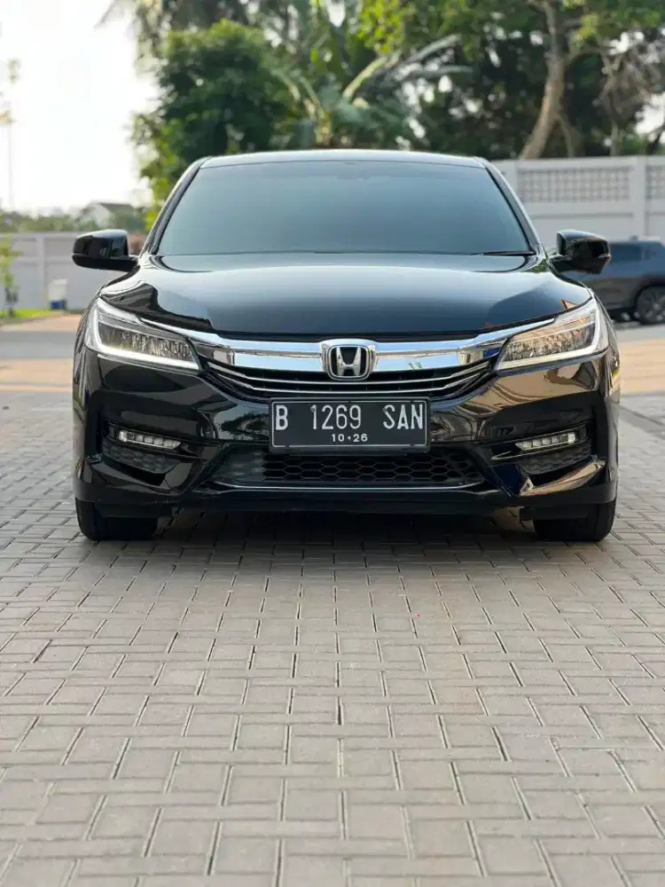 HONDA ACCORD 2.4 VTIL AT 2016 HITAM