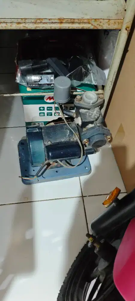 Pompa air Shimizu otomatis