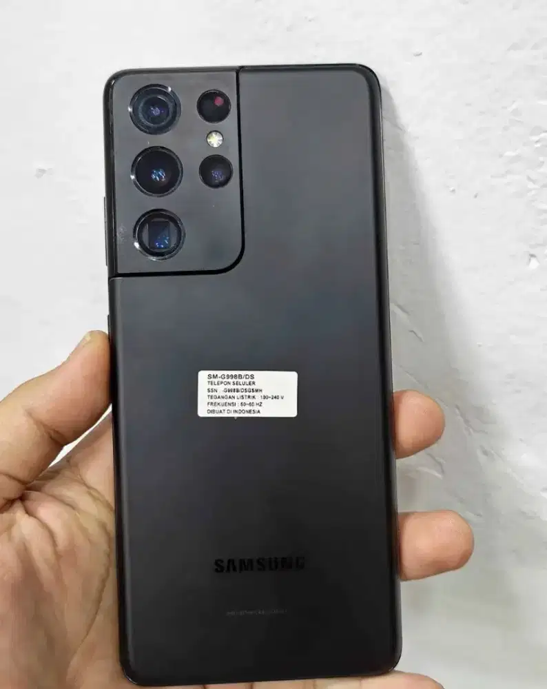 Samsung S21 Ultra minus greenscreen, baca deskripsi