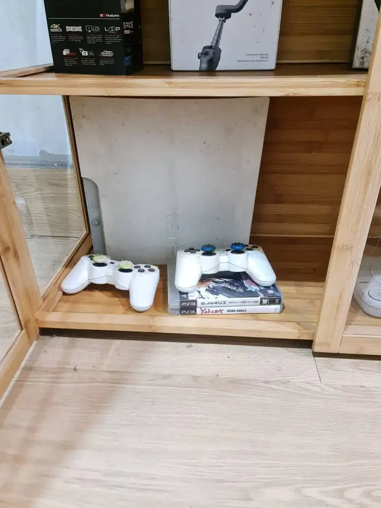 PS3 Slim Full Set OFW (bukan bajakan) Fullset + game ori