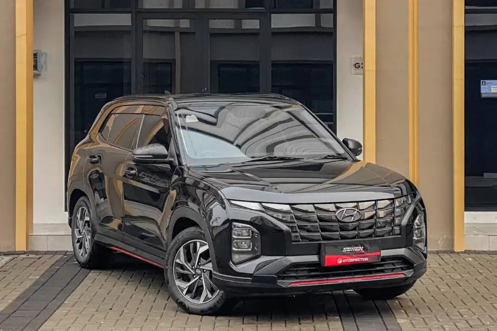Hyundai Creta 1.5 Prime Sunroof Panoramic AT Matic 2023 Hitam.