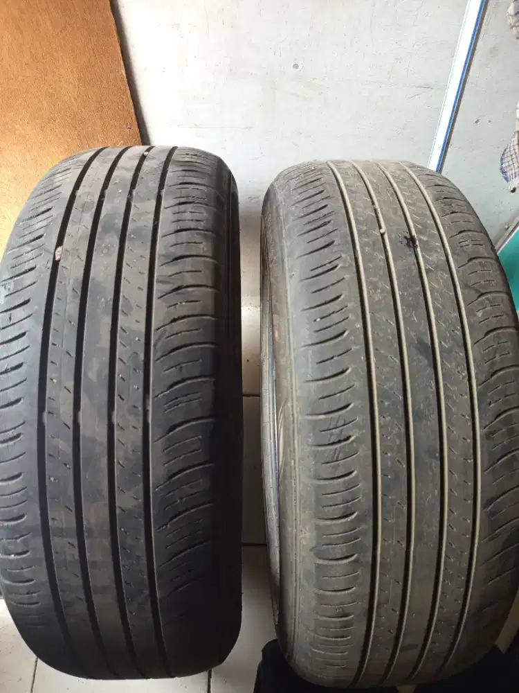 dunlop enasave 215/60/17