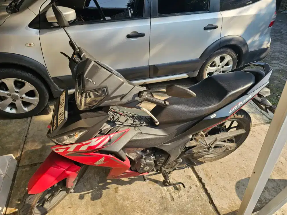 Dijjual bekas HONDA Supra GTR 150 tahun 2022