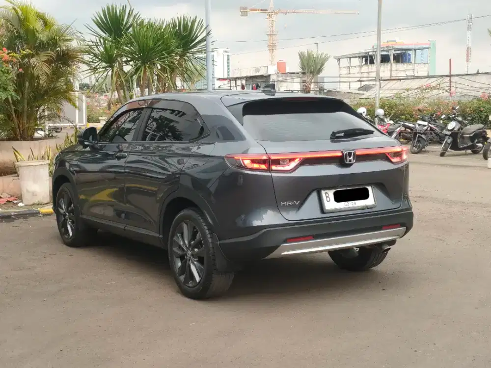 Honda HRV SE 2023/2024 panoramic Gres LIKE NEW