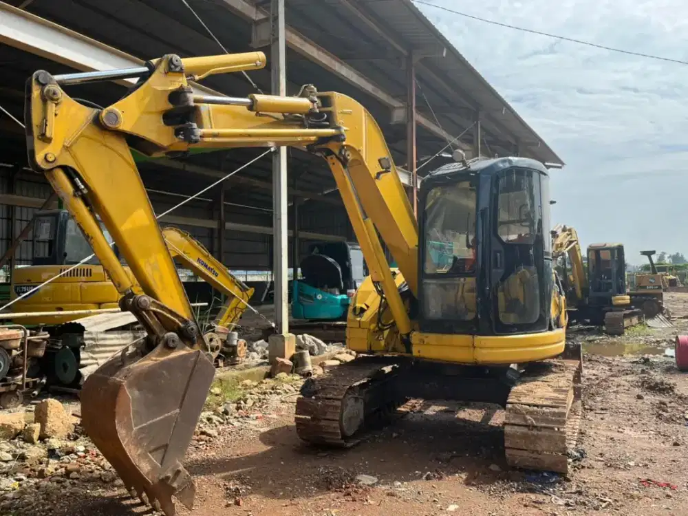 Excavator Komatsu PC 75 UU-2 SECOND/BEKAS