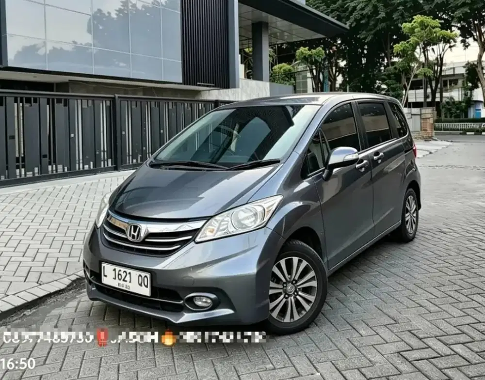 FREED E PSD 1.5 MATIC 2013 ,TIPE TERTINGGI