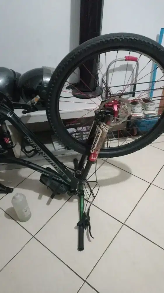 Sepeda Polygon collosus AX 3.0 (black doff)