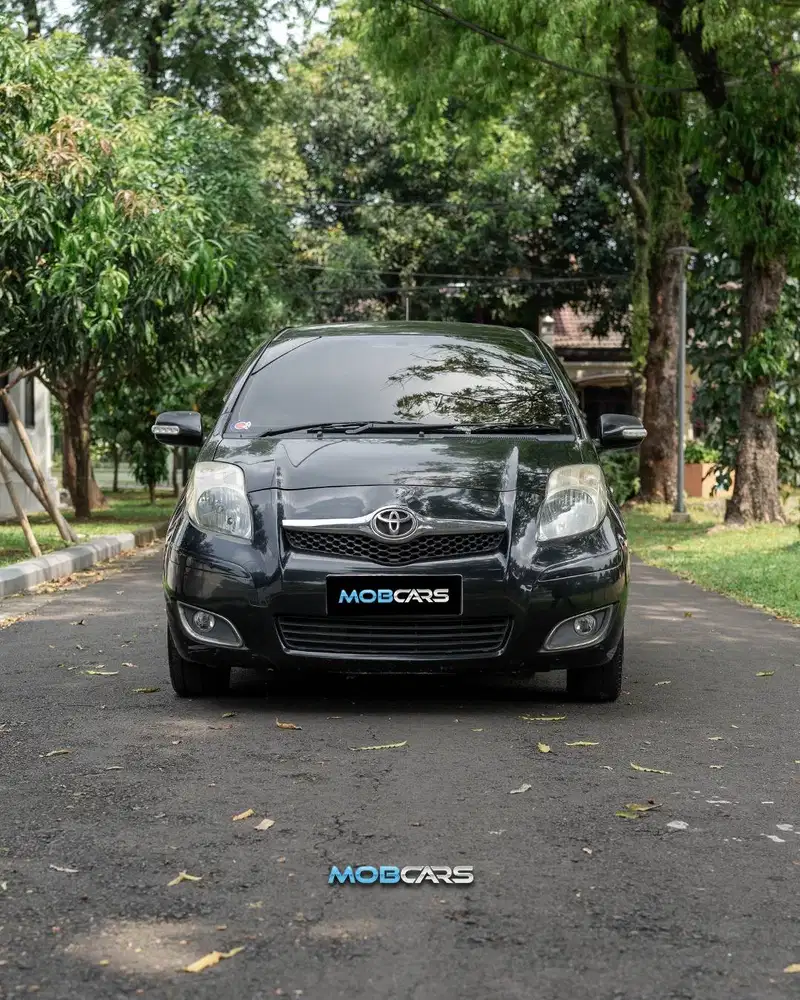 YARIS 1.5 E MT 2010 KILOMETER LOW